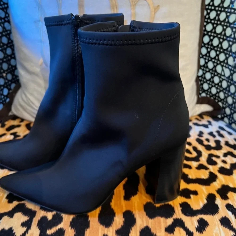 JEFFREY CAMPBELL Women's Siren Stretch Pointed Toe Booties Black Zipper Boots